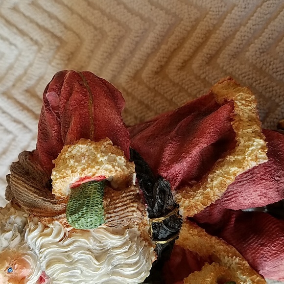 Santa with Train - Picture 4 of 11